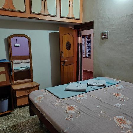 Rocky Guesthouse Hampi Exterior foto