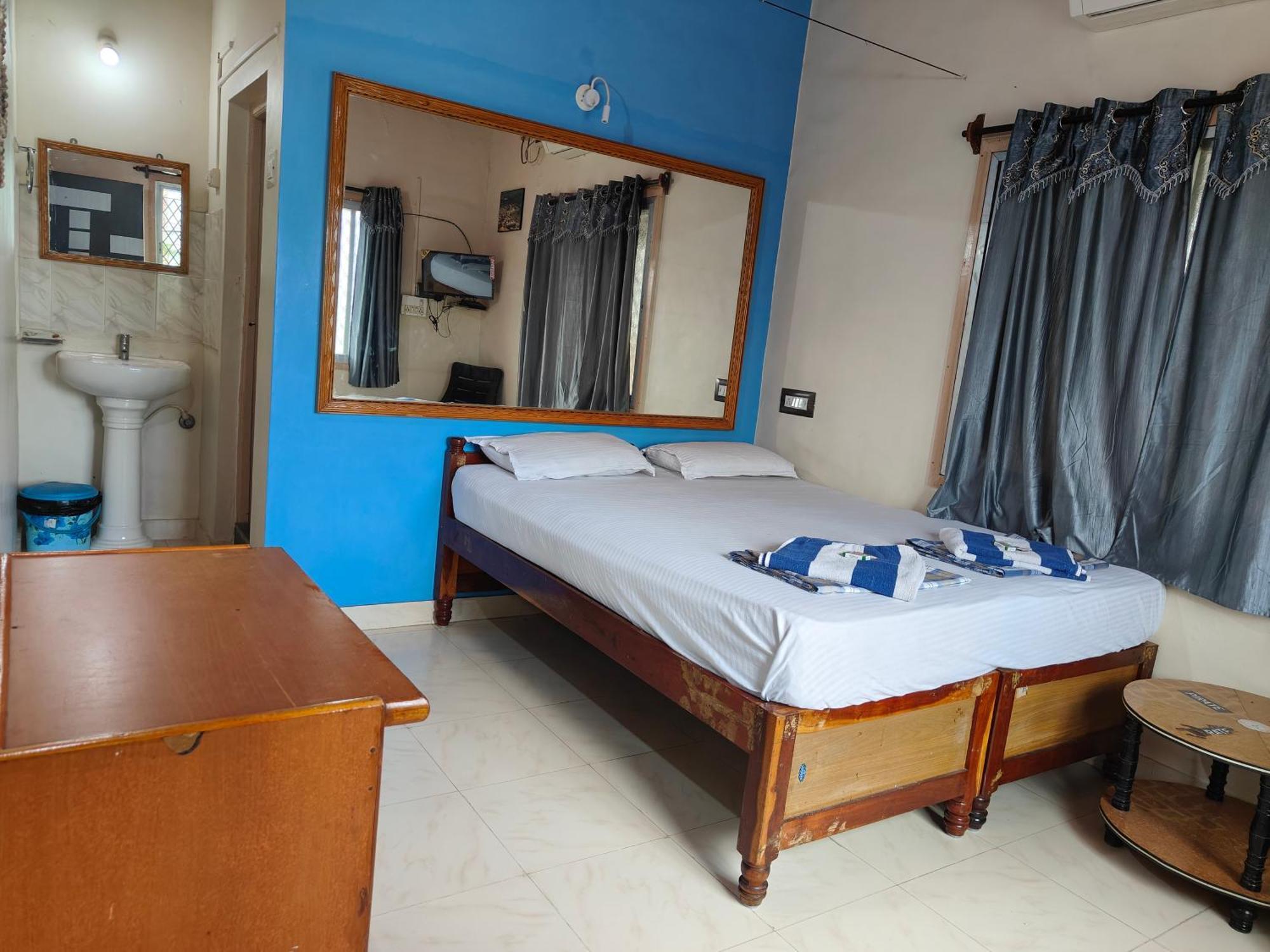 Rocky Guesthouse Hampi Exterior foto