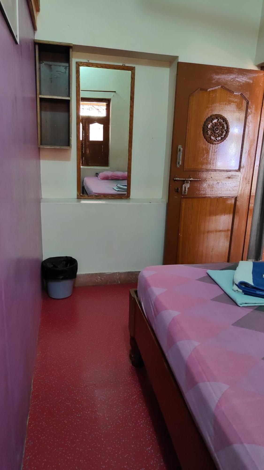 Rocky Guesthouse Hampi Exterior foto